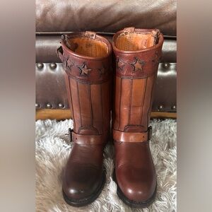 Frye 150th anniversary Leather Star Embellished Boots
